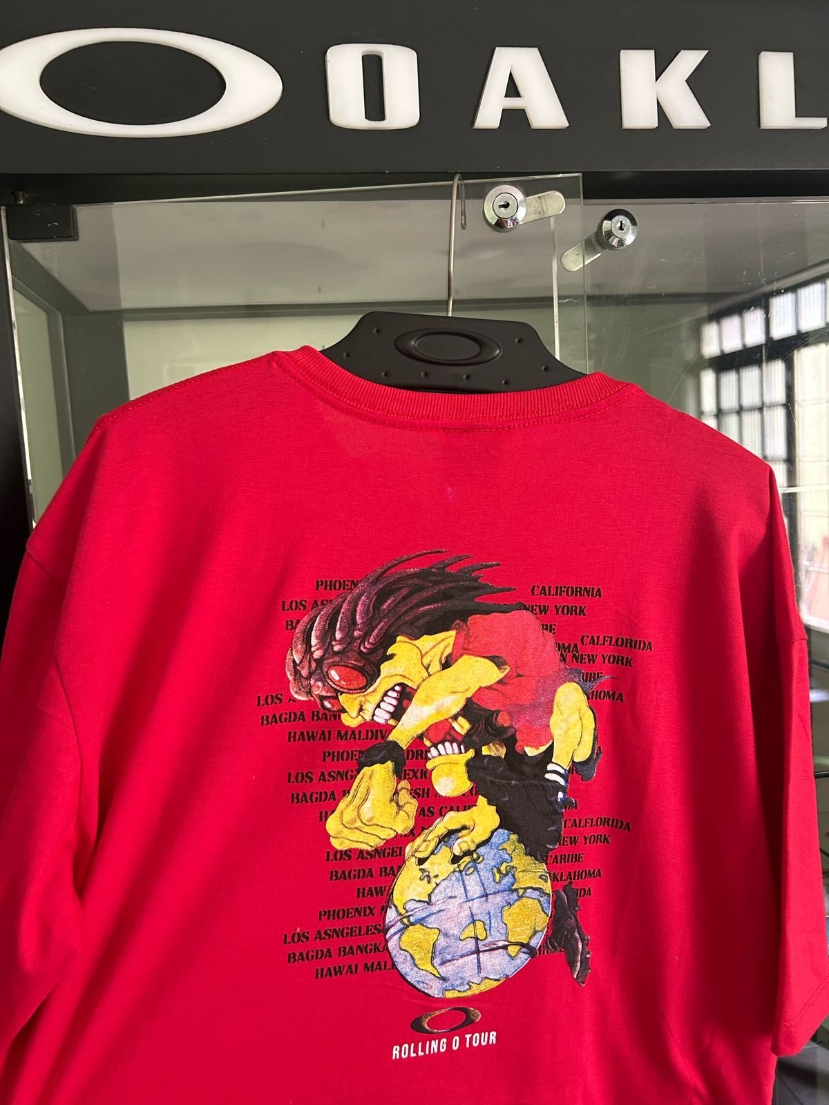 Camiseta Vermelha Rolling’ O Tour - Imagem 2