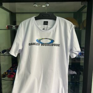 Camiseta Branca - Worldwide