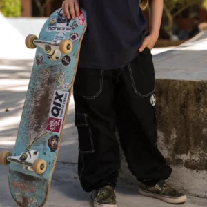 Calça Cargo Infantil Sarja QTS Crew - Logomarca (Preto/Verde/Branca)