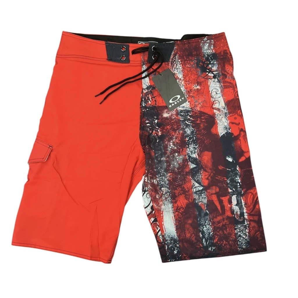 Bermuda Oakley Fly Tiger Vermelha