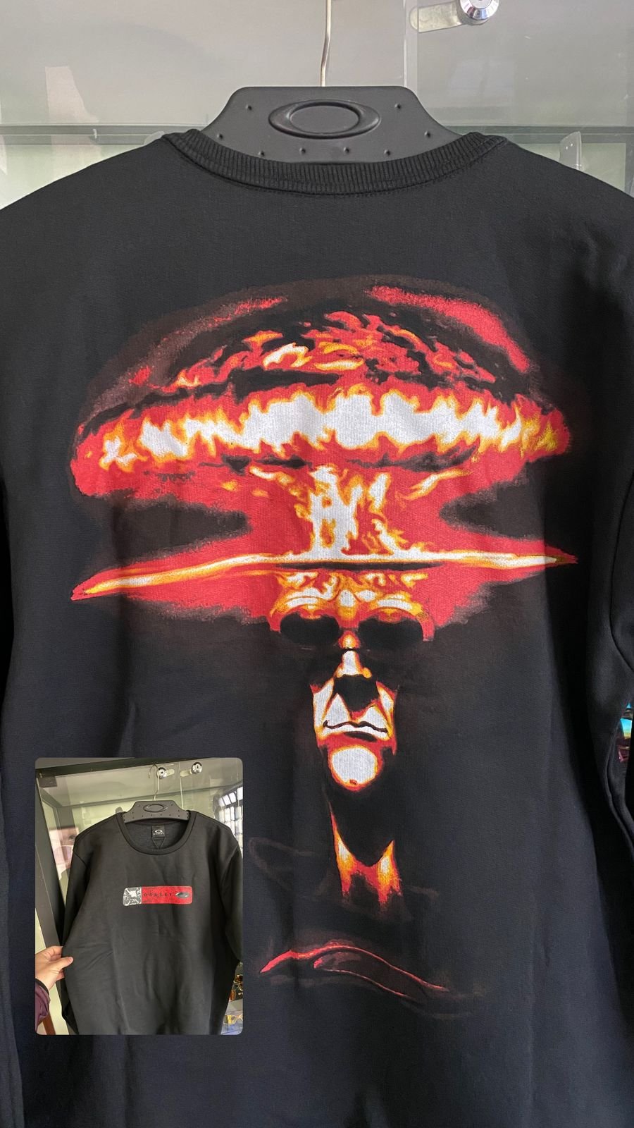 Camiseta Preta Ott Explosão - Imagem 3