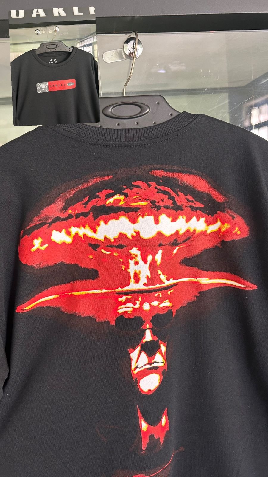 Camiseta Preta Ott Explosão - Imagem 5