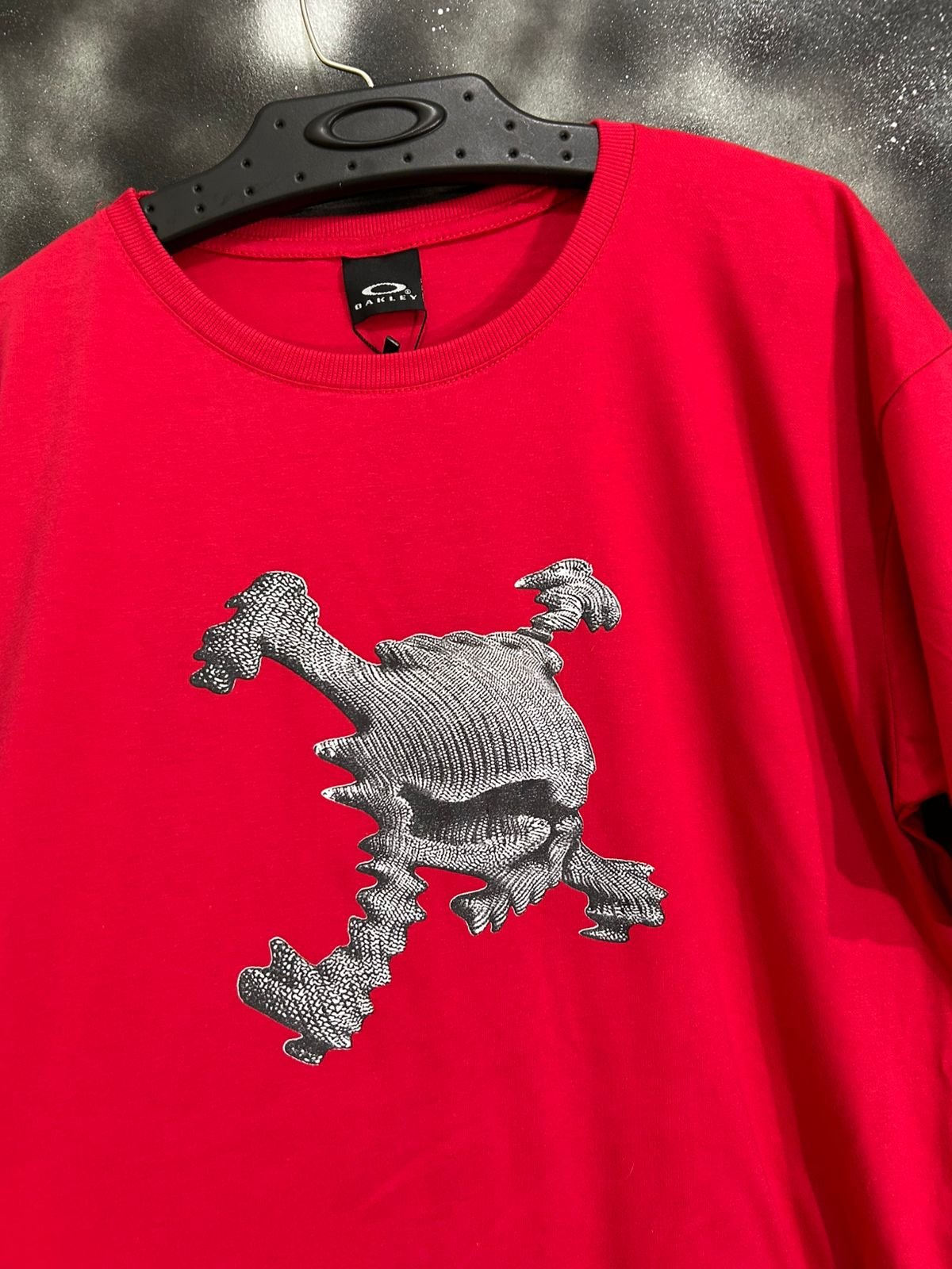 Camiseta Vermelha Skull 3D