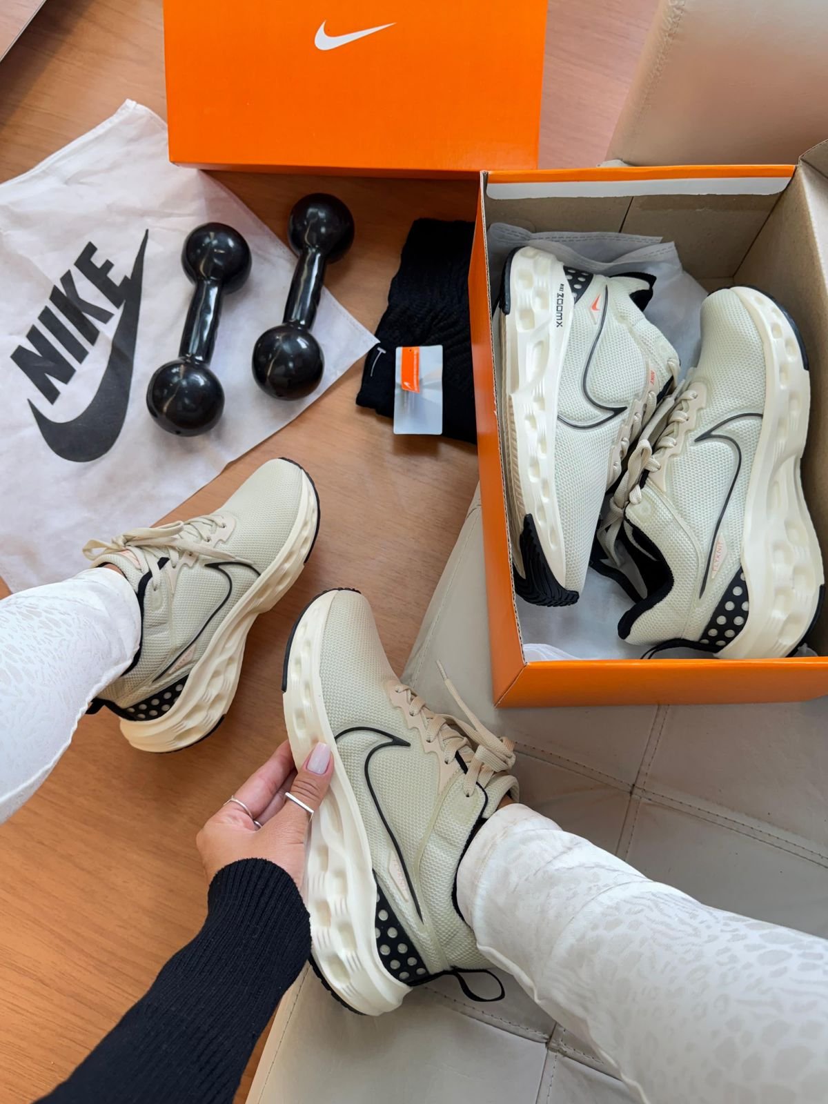 Tênis React Infinity Run 3 - Areia e Preto