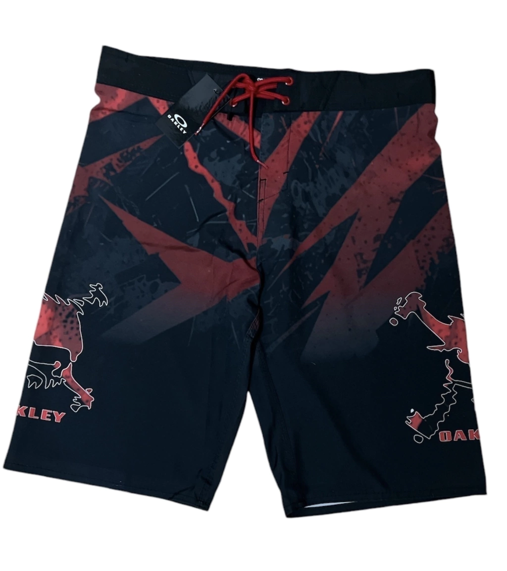 Bermuda Okley Red Skull